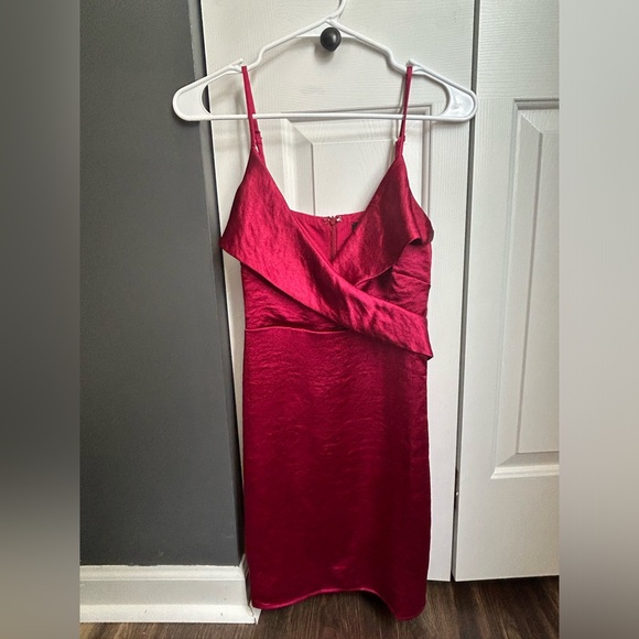 Red Women’s Lulu Dress - Picture 1 of 3